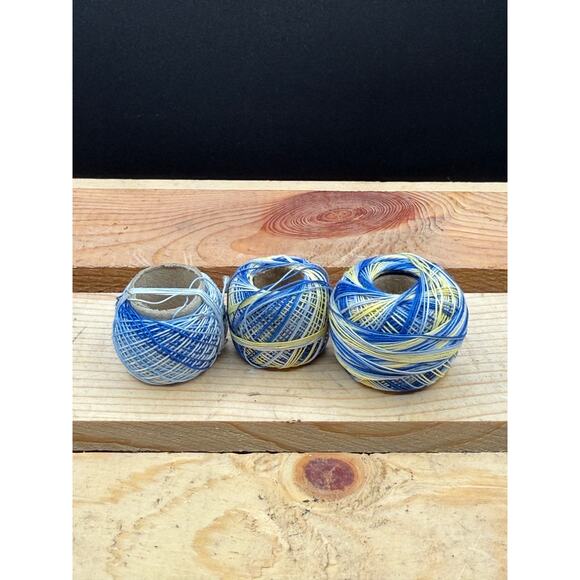 Vintage Tin with 15 Spools of Thread – Sewing Collectible - Picture 5 of 10